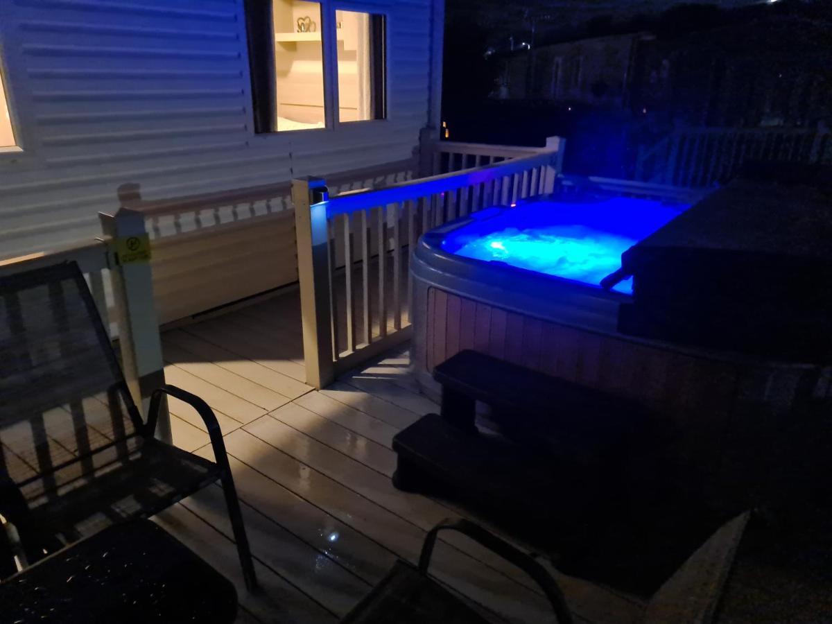 3 Bed Retreat With Hot Tub Villa Felton  Exterior foto